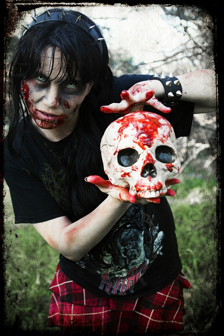 Female model photo shoot of Macabre Lilith