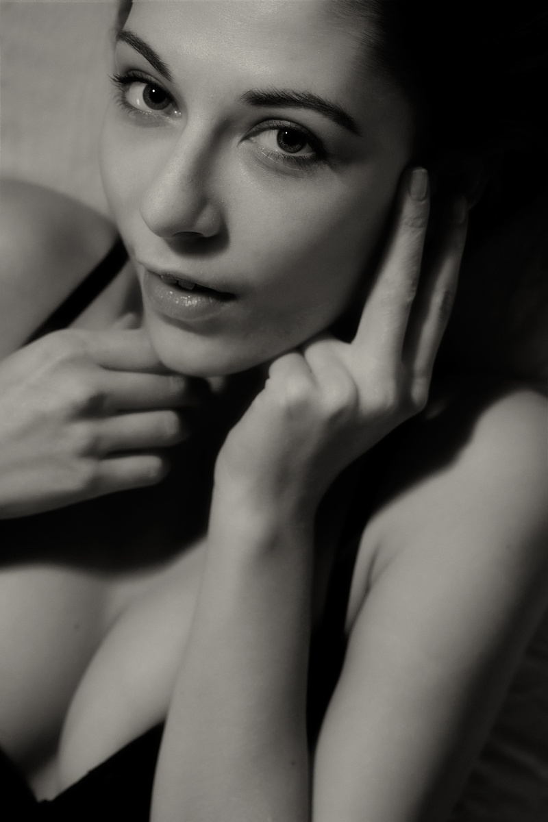 Female model photo shoot of Emma Anne by Graceful Imaging