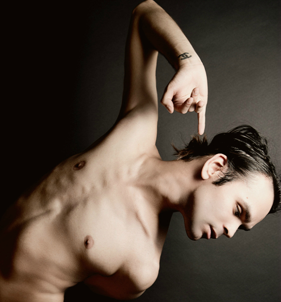Male model photo shoot of Andrew Huntington