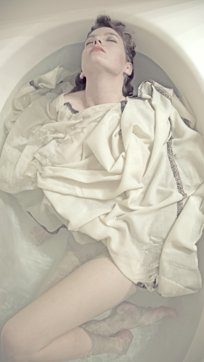 Female model photo shoot of Elizabeth Rose by lucidparody