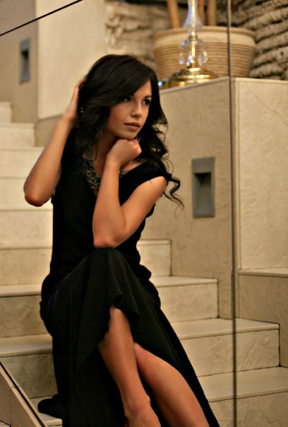 Female model photo shoot of AlesyaChugaeva
