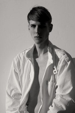 Male model photo shoot of Renden