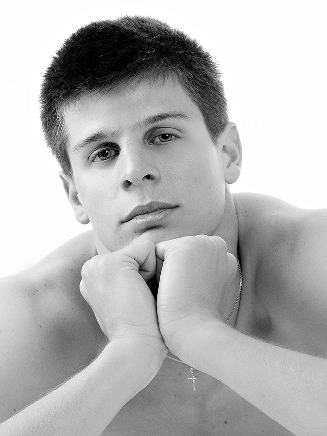 Male model photo shoot of Nahuel in CT