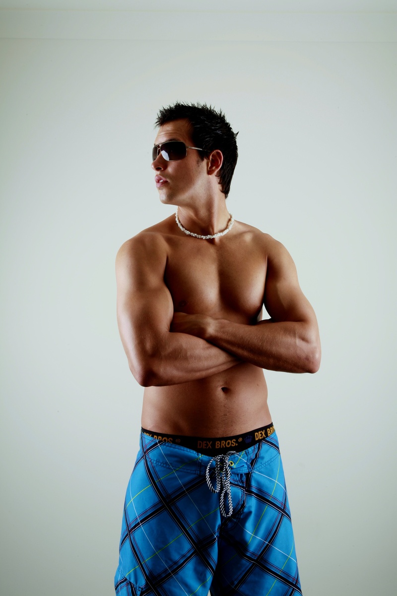 Male model photo shoot of Mikediz