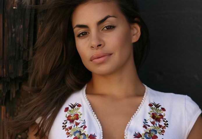Female model photo shoot of Jocelyn Nicole Cruz