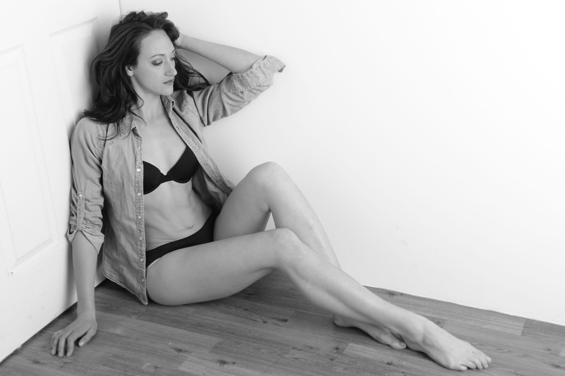 Female model photo shoot of Eliza Windle