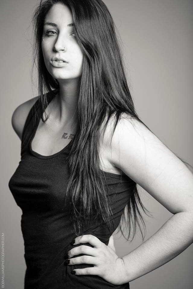 Female model photo shoot of Alese Johnson