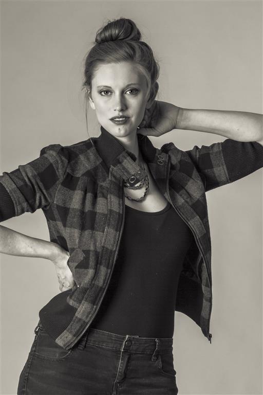 Female model photo shoot of Leah Generous