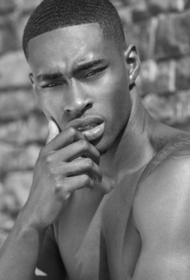 Male model photo shoot of Devin Lamon 