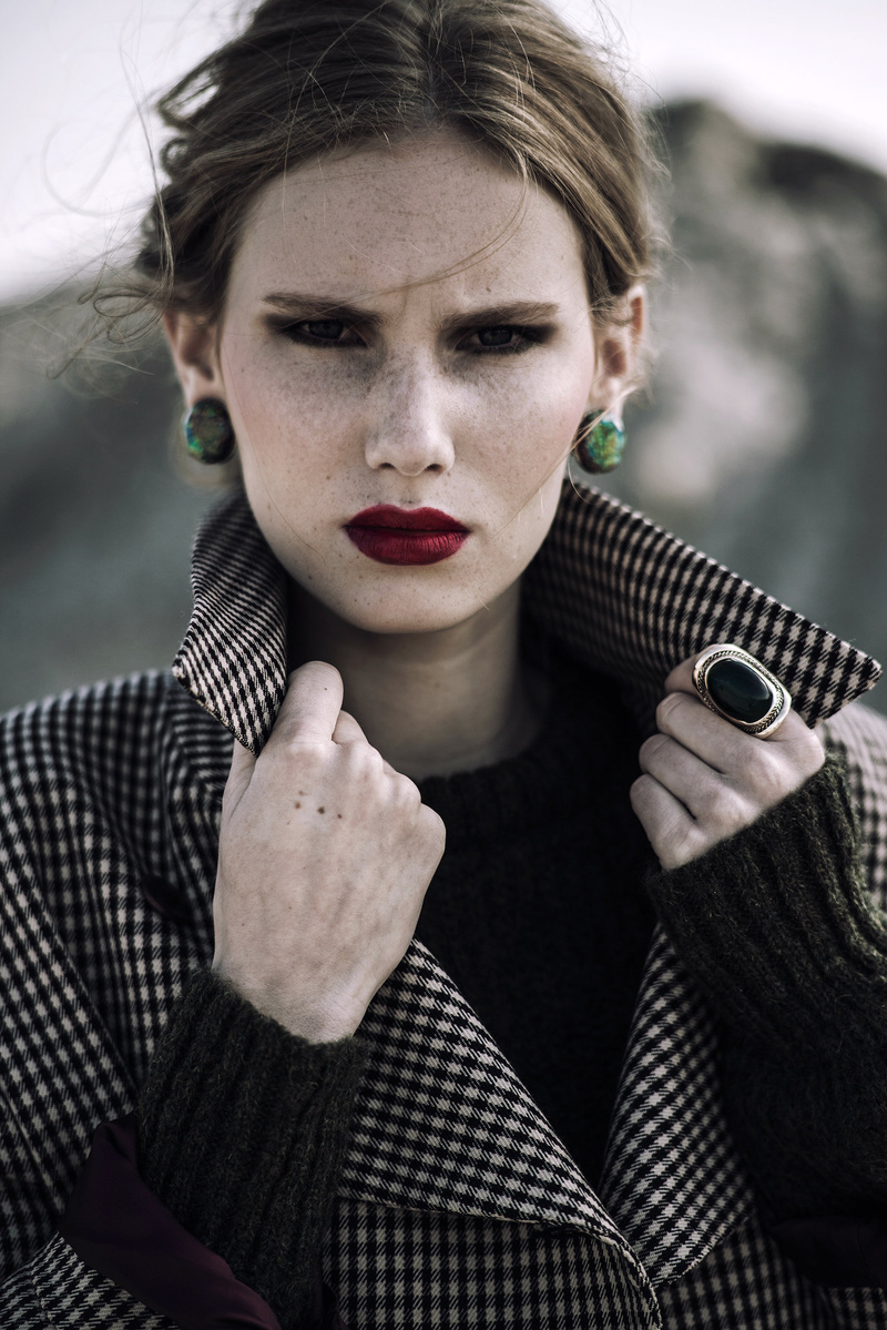 Female model photo shoot of Makeup 101 by IzabelaBartyzel in IJburg