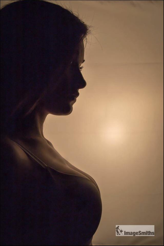 Female model photo shoot of Kennidi Drake