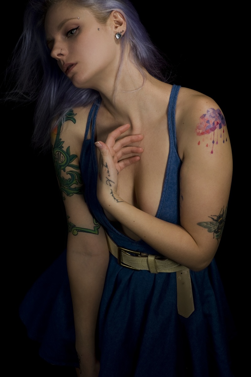 Female model photo shoot of nageMade by SF LightCatcher