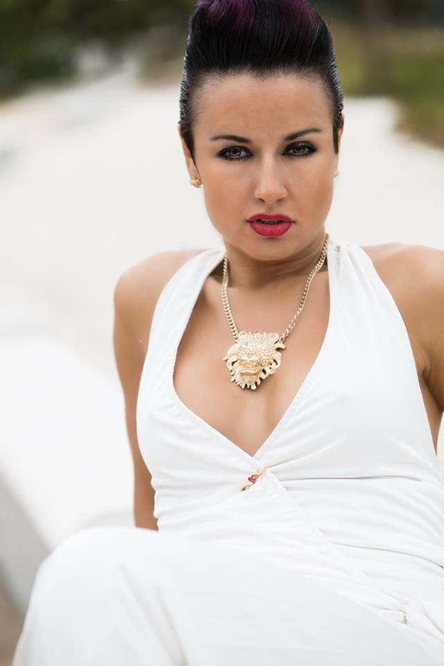 Female model photo shoot of Alina Shakina-Smirnoff