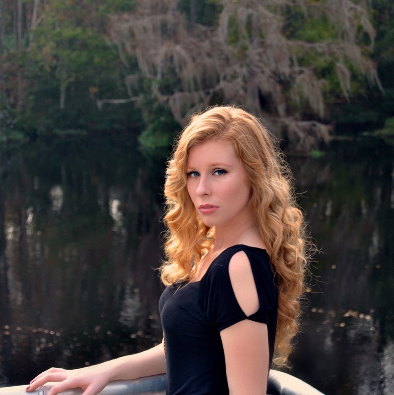 Female model photo shoot of AbigailHatfield in Florida