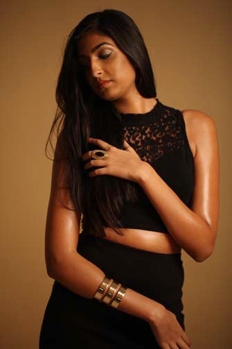 Female model photo shoot of AlishaB