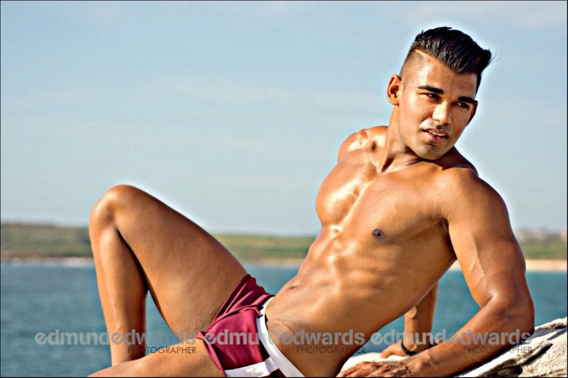 Male model photo shoot of Sanjay Parasher