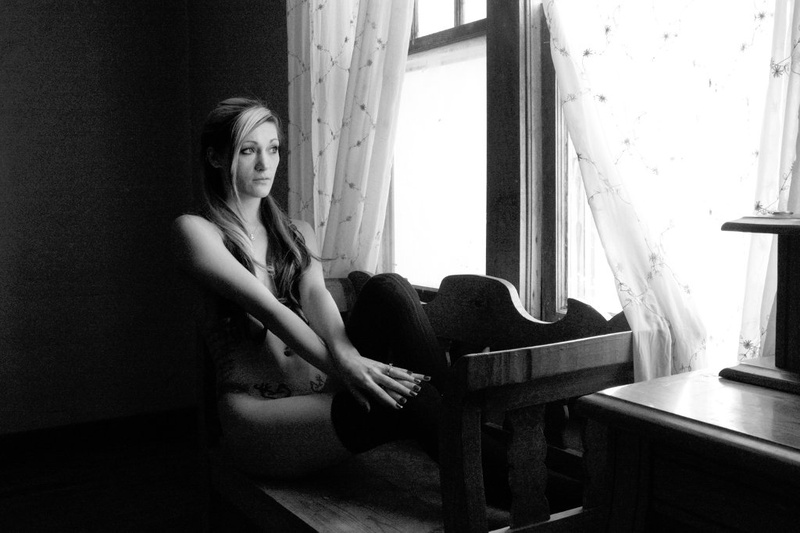 Female model photo shoot of Jessica leann 