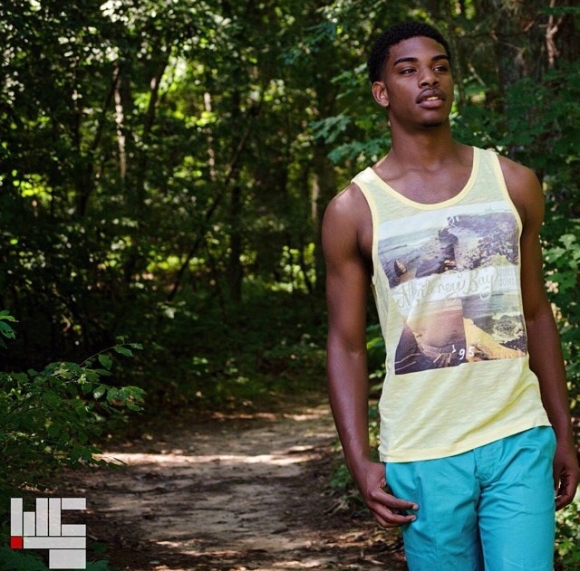 Male model photo shoot of DamionTaylor 