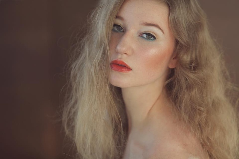 Female model photo shoot of makeupbylien