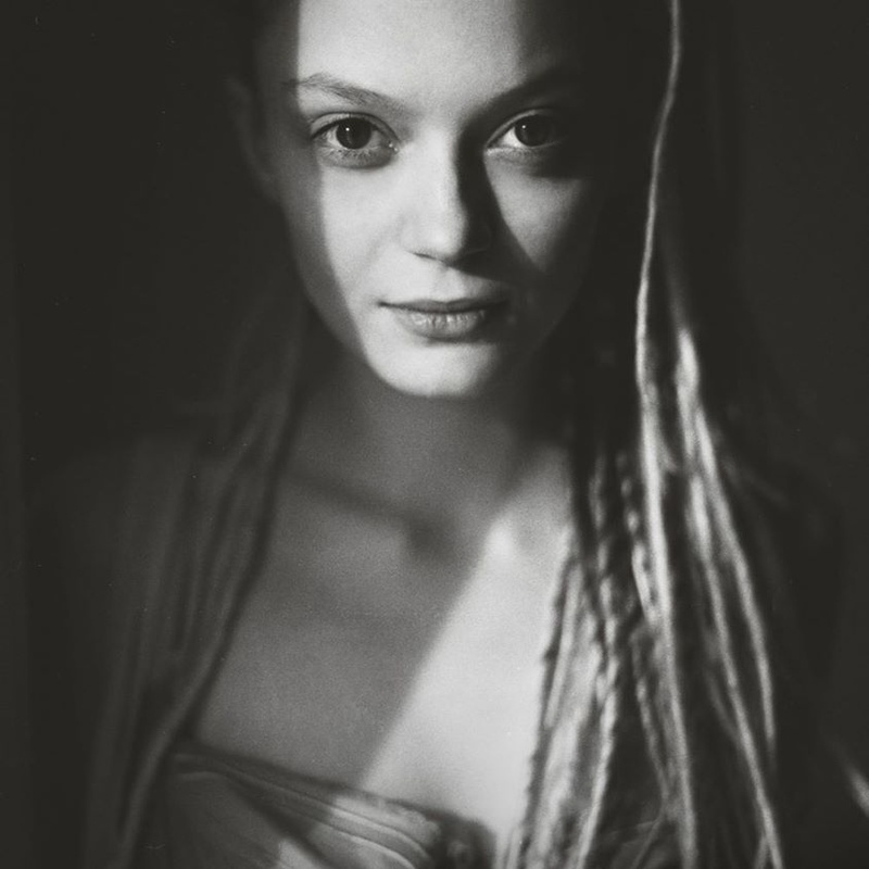 Female model photo shoot of Sasha Synthetic in Warsaw