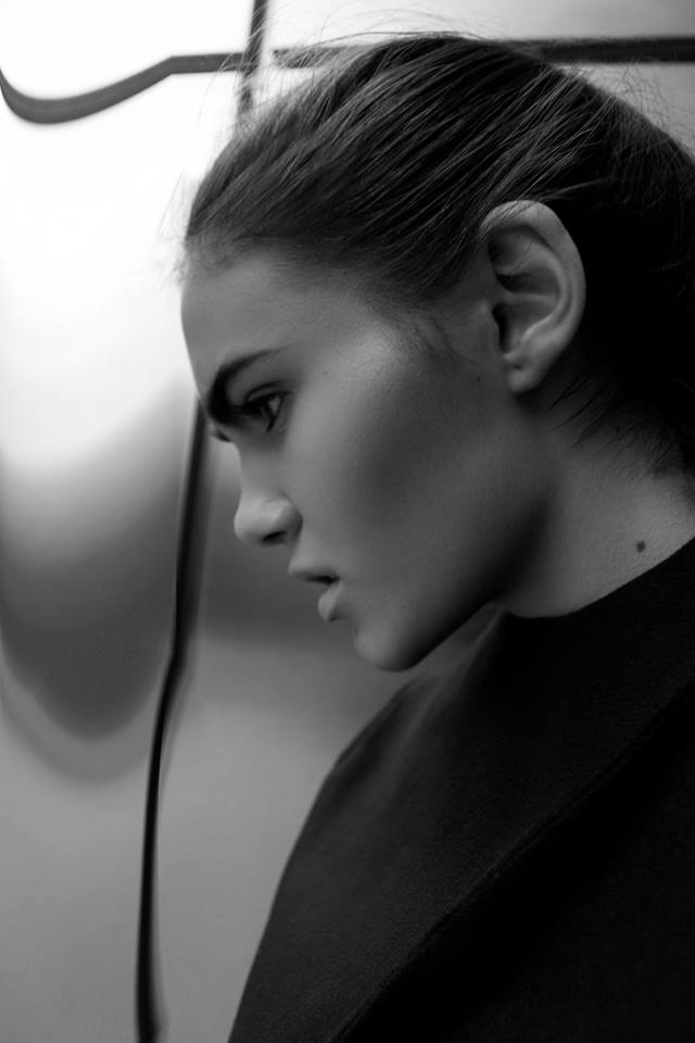 Female model photo shoot of Alexandra Vacaroiu in london