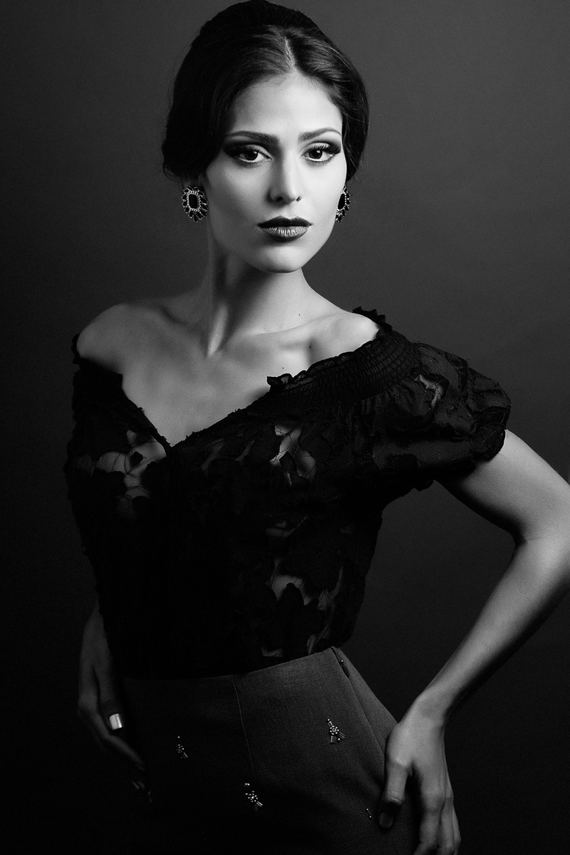 Female model photo shoot of Gabrielle Eden by Celia D Luna