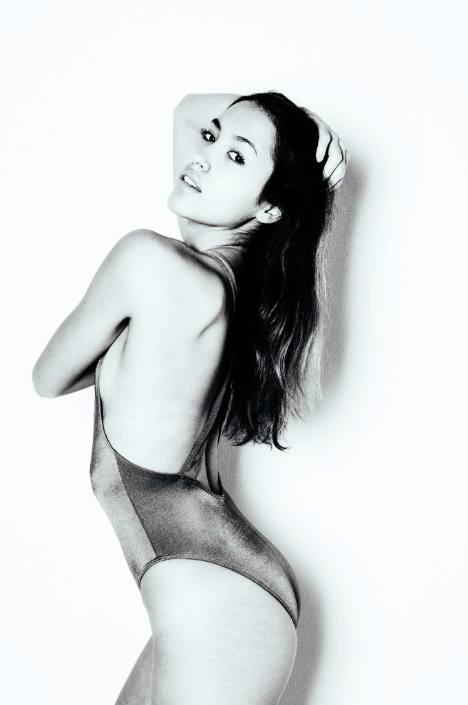 Female model photo shoot of Isabel Rodriguez