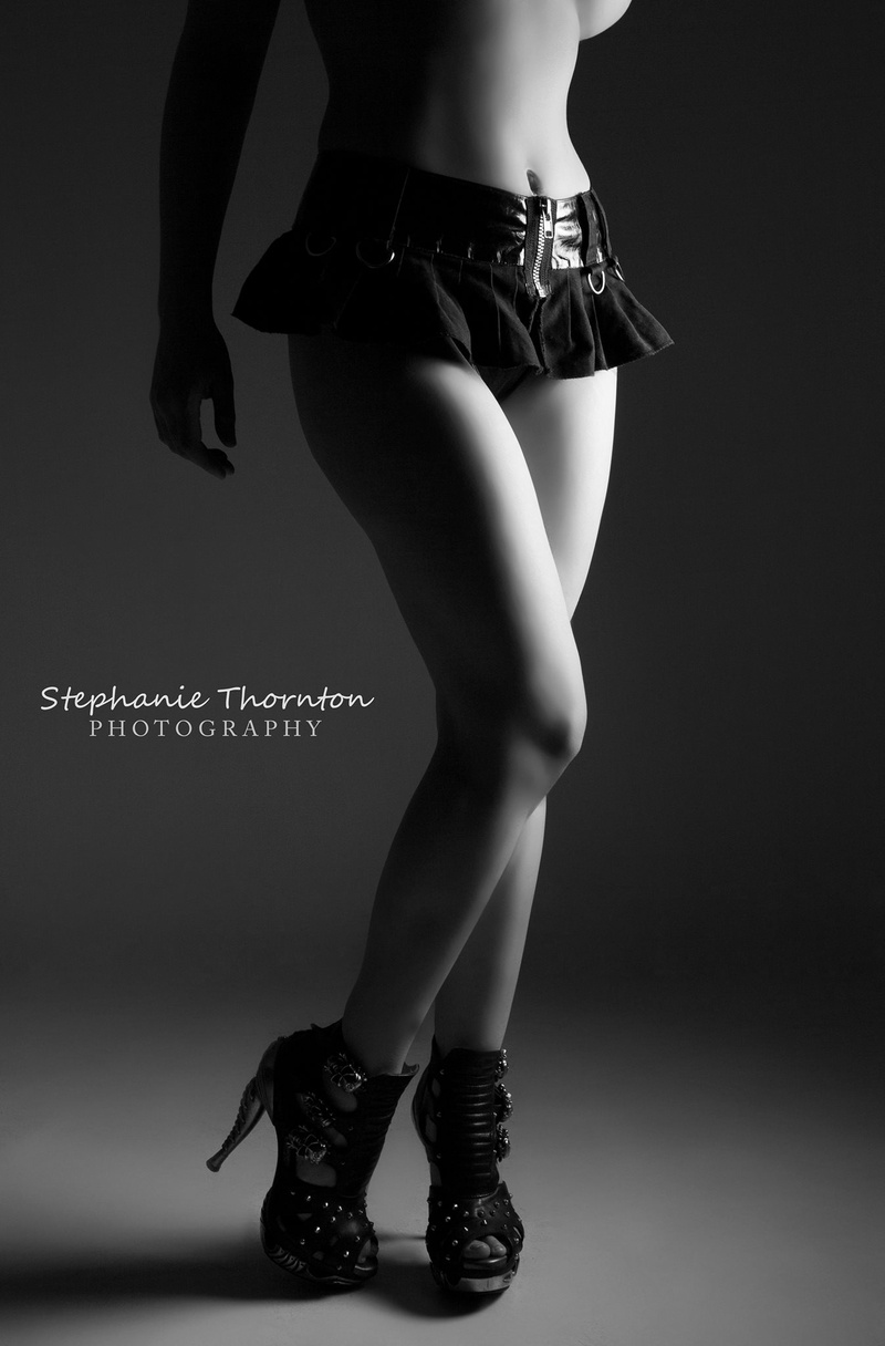Female model photo shoot of KitaRocks in stephanie Thornton leigh studio