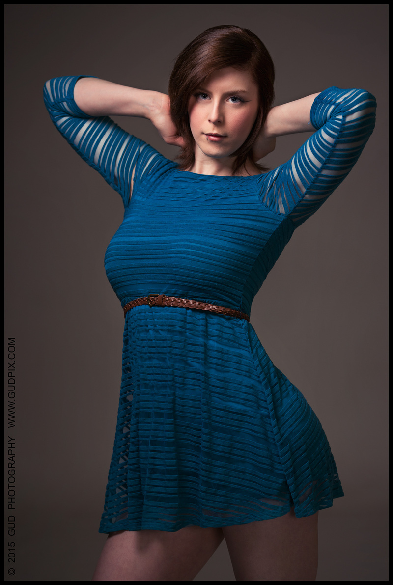 Female model photo shoot of Niki Noles
