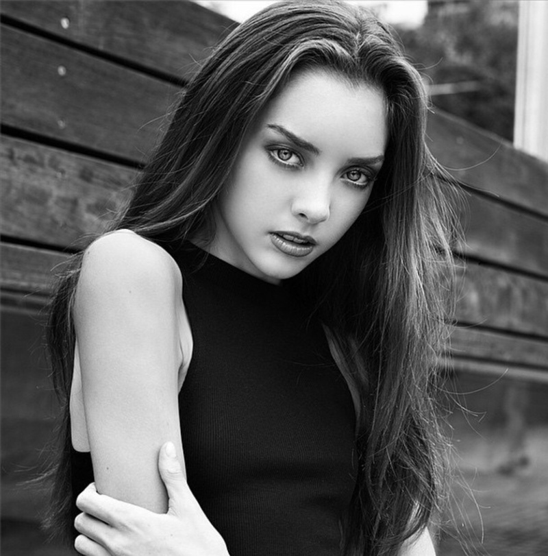 Female model photo shoot of Kat Margarita