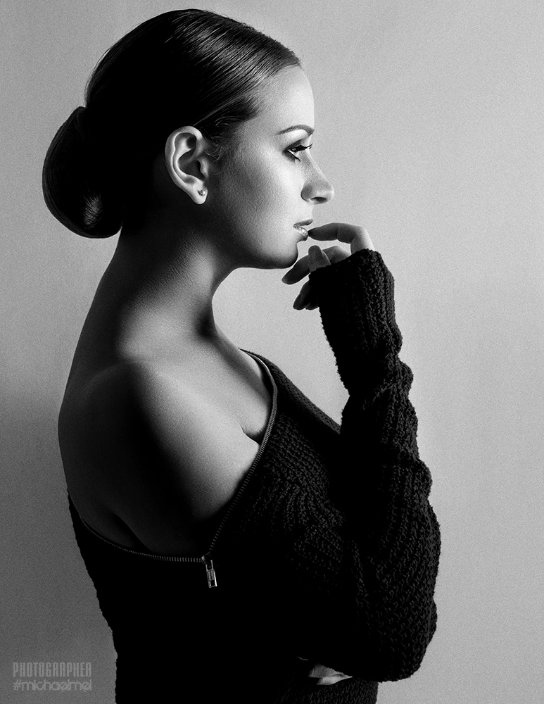 Female model photo shoot of Iryna Ellis