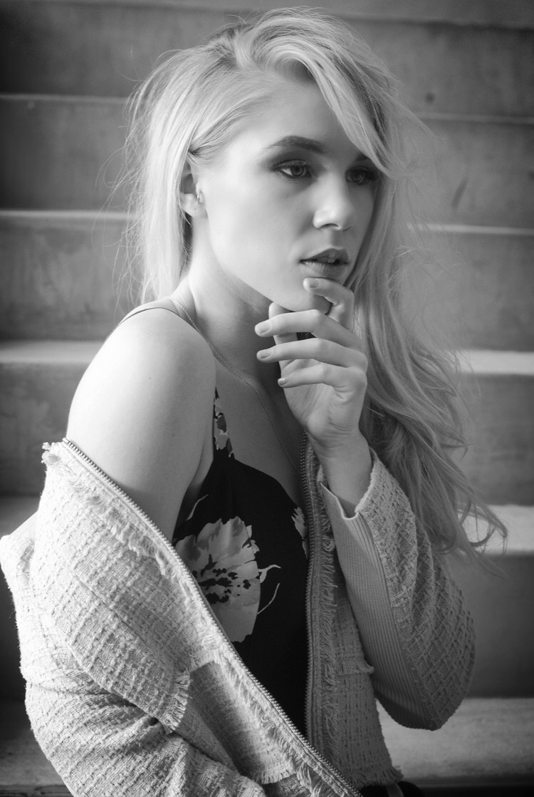 Female model photo shoot of blondebellestudio