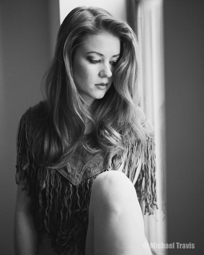Female model photo shoot of Rebecca Lawrence