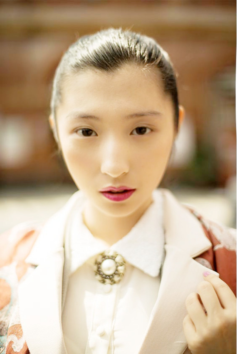 Female model photo shoot of Real Barbie Li