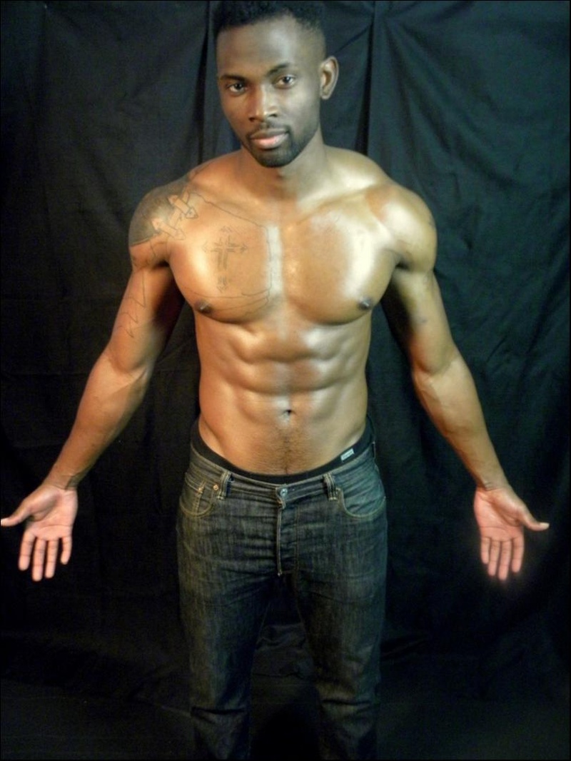 Male model photo shoot of Dominique Harris by Maat Atkins
