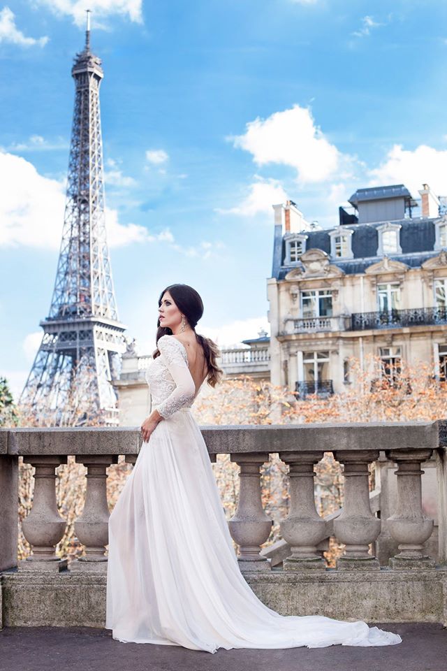 Female model photo shoot of Justina Mensa in Paris France