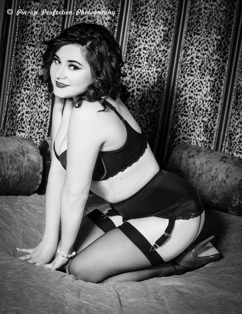 Female model photo shoot of Miss Dottie Squish by Pin-up Perfection