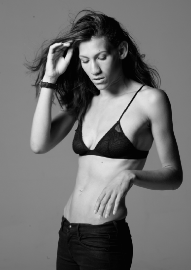 Female model photo shoot of Briana Tyson