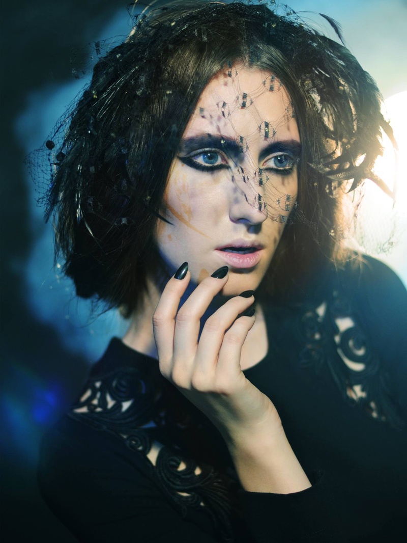 Female model photo shoot of Sarah F S, makeup by patriziam