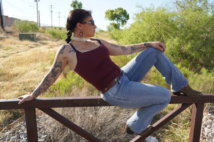 Female model photo shoot of heather2846 in Ft Huachuca, AZ