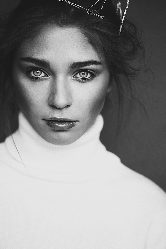 Female model photo shoot of Elena Volotova in Moscow, Russia