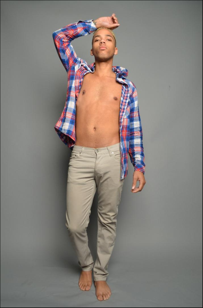 Male model photo shoot of myronlog