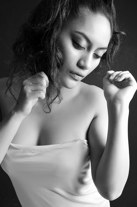 Female model photo shoot of Carla Lee97