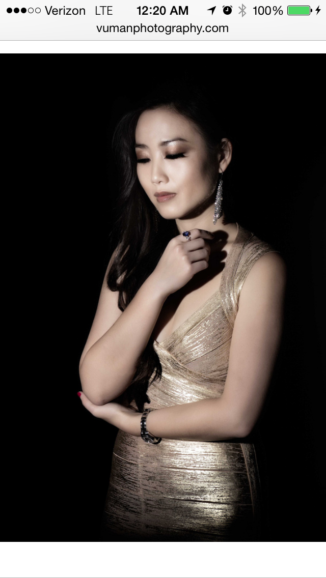 Female model photo shoot of Jane Teng