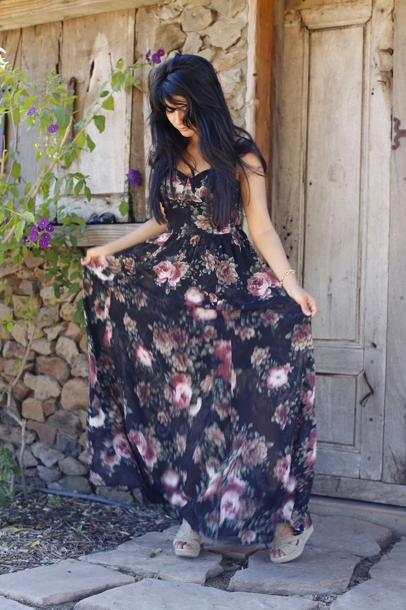 Female model photo shoot of Shveta in Malibu, CA