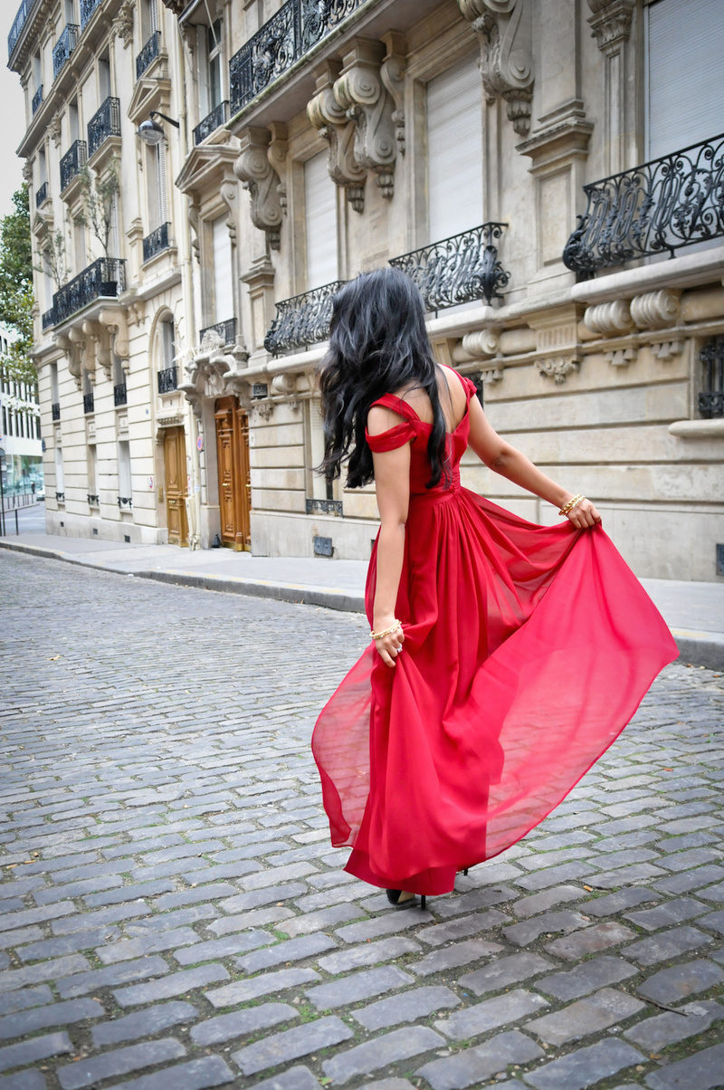 Female model photo shoot of Shveta in Paris, France
