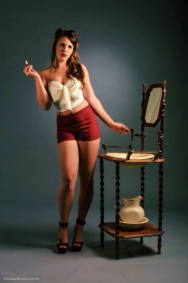 Female model photo shoot of MissyLaine