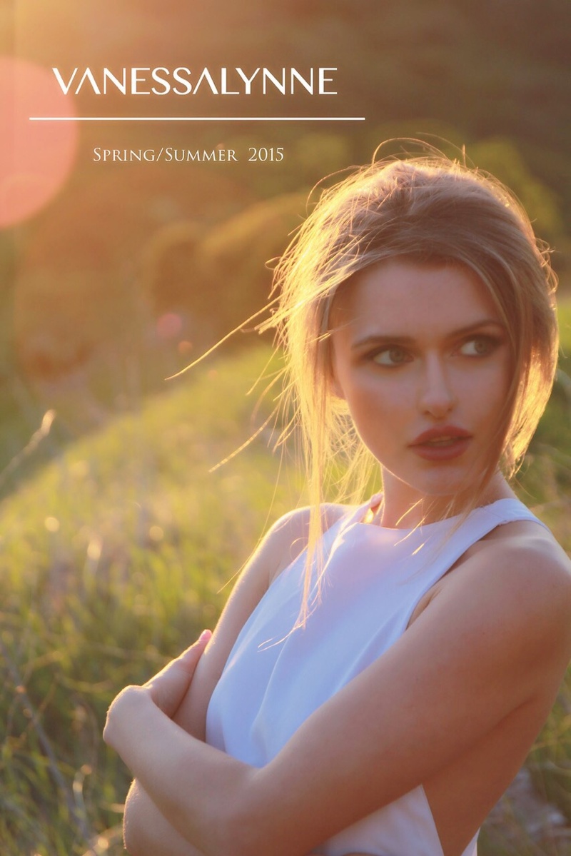 Female model photo shoot of Yulia Valera