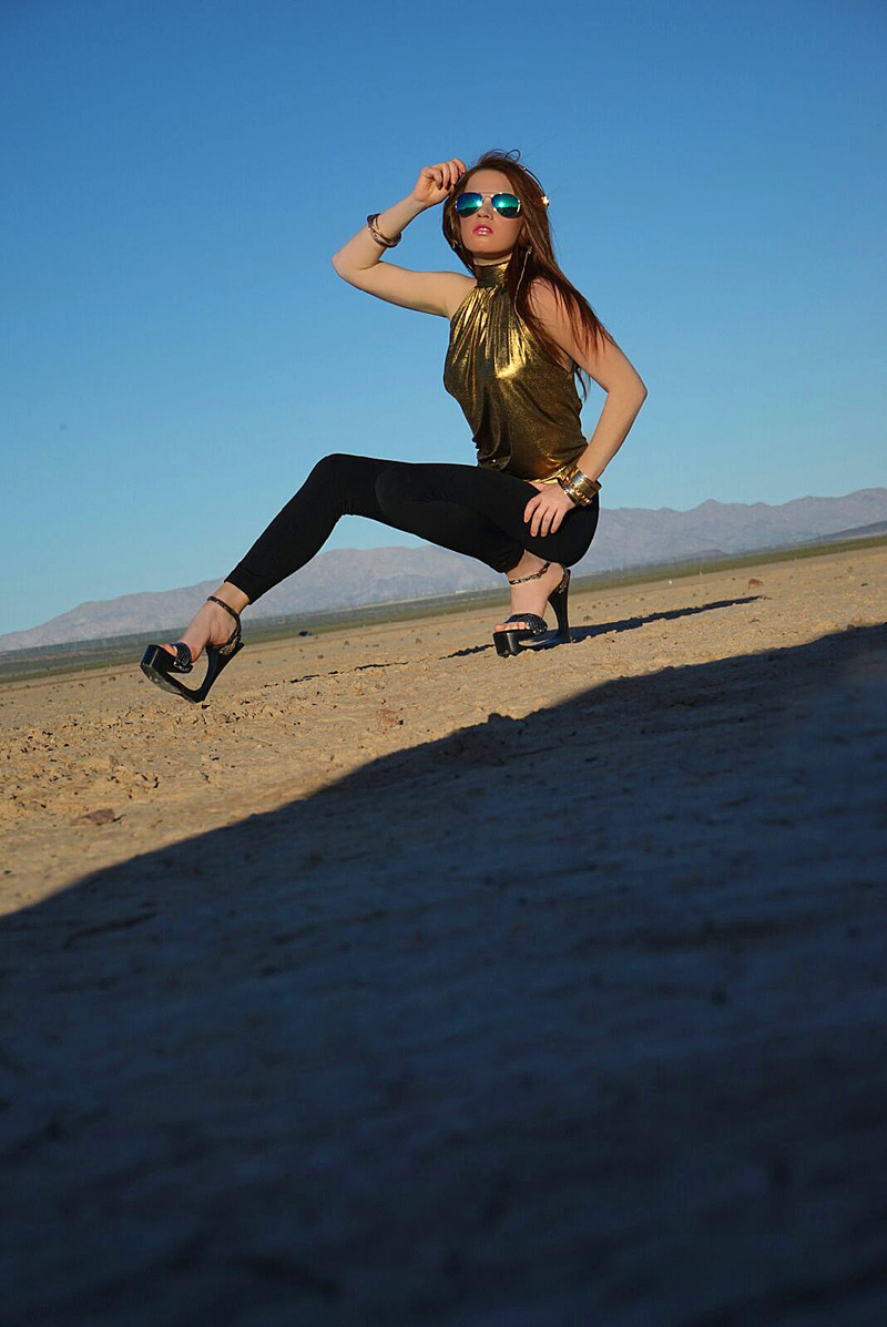 Female model photo shoot of Lindsay Brooke in Dry Lake Bed, Las Vegas, NV