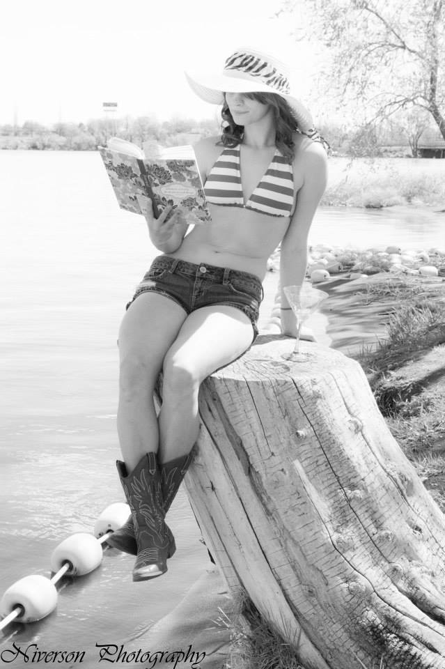 Female model photo shoot of Courtney Zurick in Moses lake wa